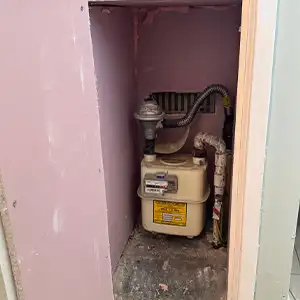 Fire‑Rated Gas Meter Cupboard — Checking 60‑minute fire separation, compartmentation and protection of service penetrations